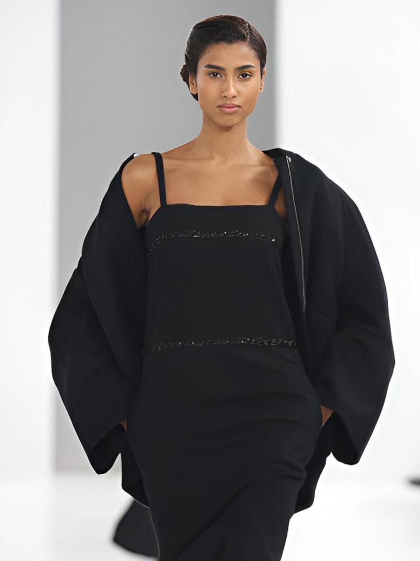 Silueta del desfile de Max Mara.