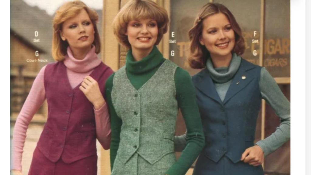 Mujeres en los años 70 con chalecos sastreros.