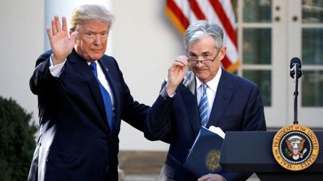 El expresidente de EEUU, Donald Trump, junto al presidente de la Fed, Jerome Powell, en noviembre de 2017.