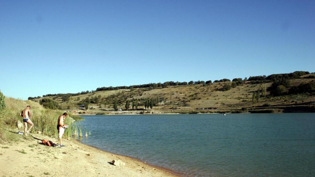 Embalse de La Encina en la localidad vallisoletana de Encinas de Esgueva