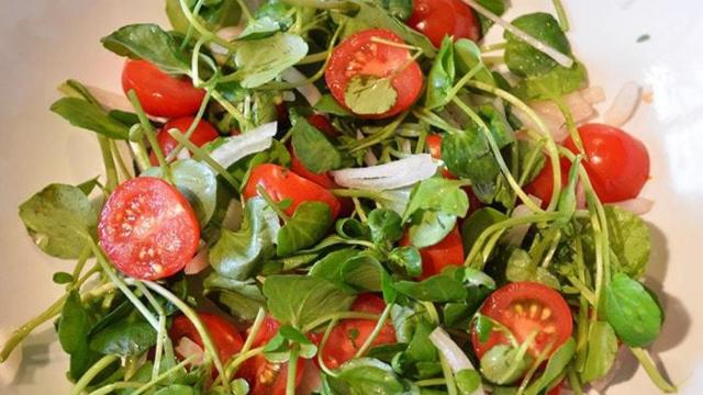 Una ensalada saludable.