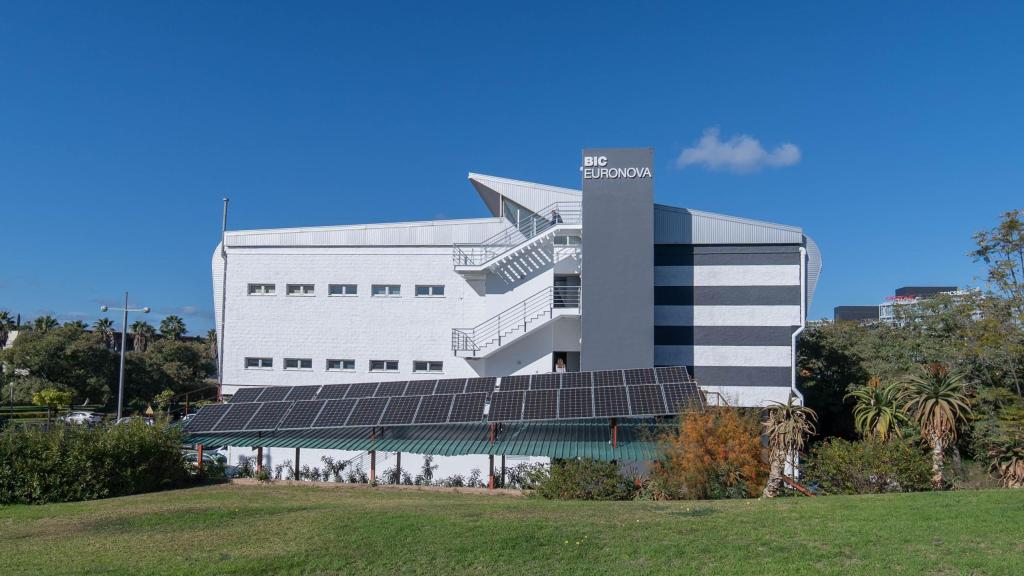 Vista del edificio del BIC Euronova en Málaga.