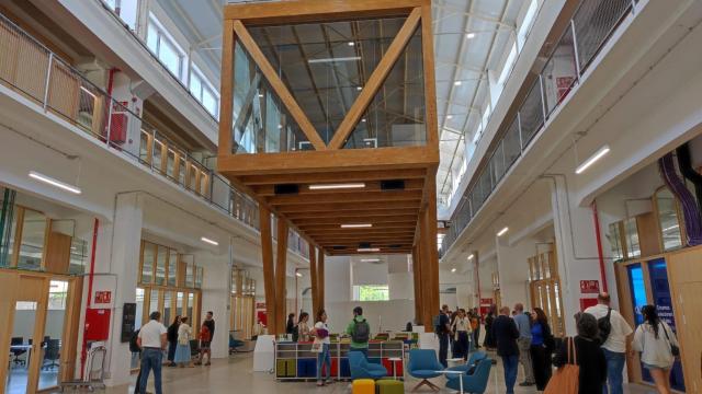 Una de las naves de la Ciudad de las TIC, el Centro de Servicios Avanzados.