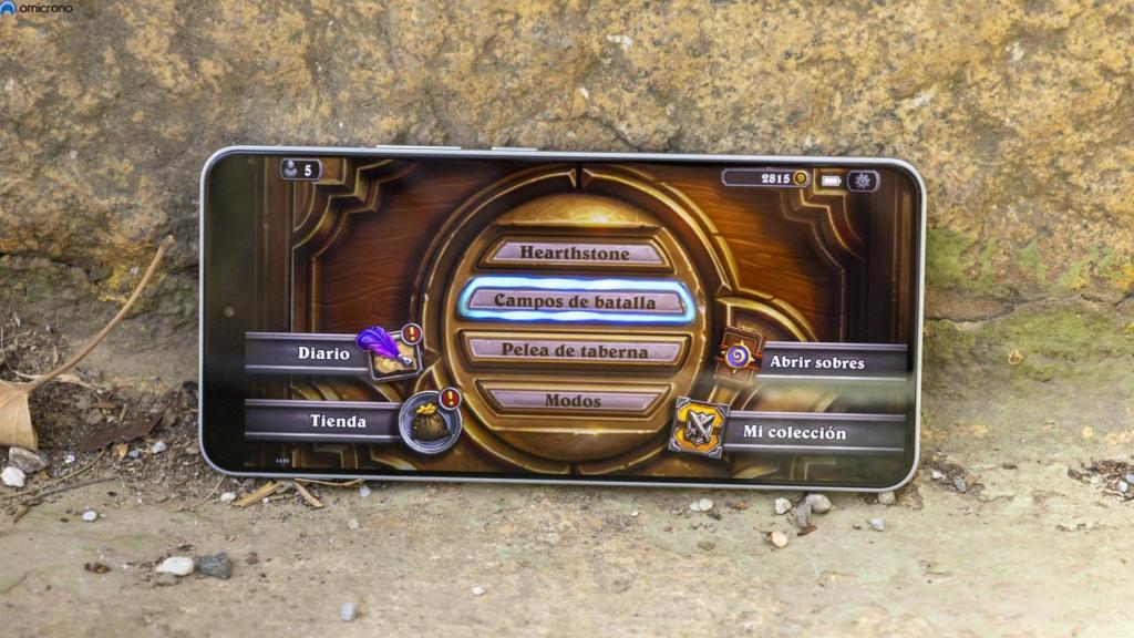 OnePlus Nord 4 con 'Hearthstone'.