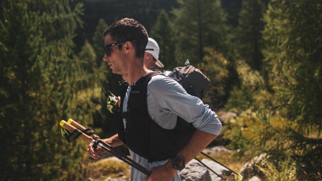 Kilian Jornet escalando el Bernina junto a Philipp Brugger.