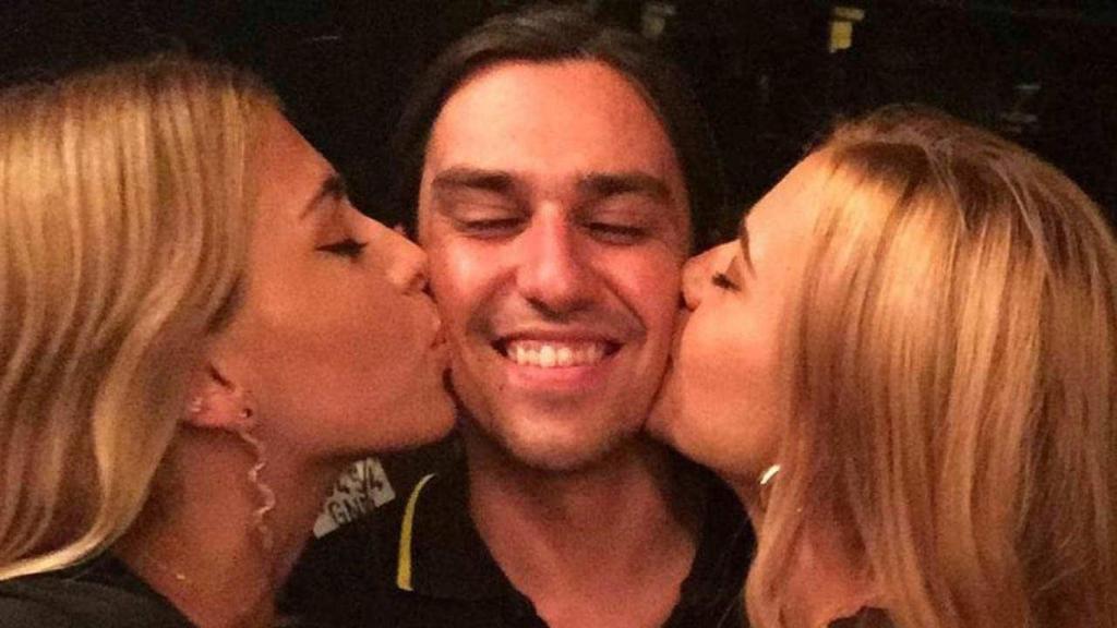 Una de las fotografías que ha compartido Paula, una de las hermanas de Juan Carlos.