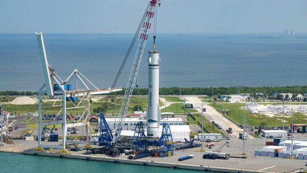 Blue Origin monta su cohete New Glenn