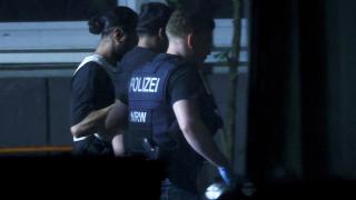 Imagen de la detención de. ciudadano sirio Issa al H., de 26 años, sospechoso del atentado de Solingen.