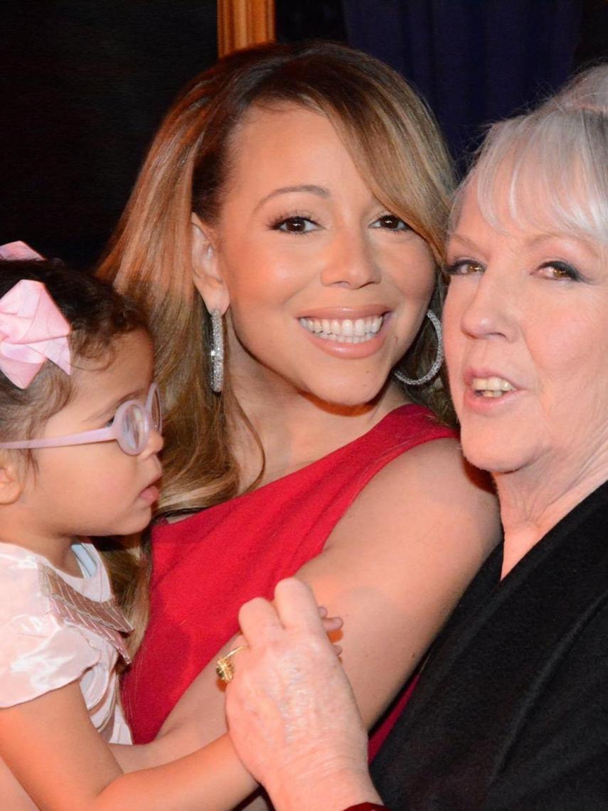 Mariah Carey junto a su madre, en una imagen de redes sociales.