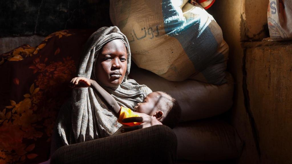 Una mujer sudanesa que vive en el campo de refugiados de Médicos Sin Fronteras.