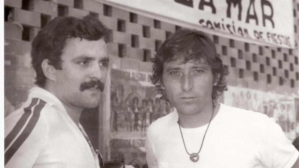 Manuel Cerdán junto al bailarín Antonio Gades.