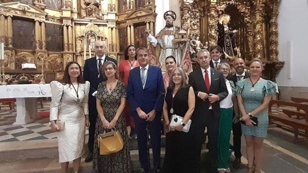 El alcalde de Toro, Rafael González junto con representantes del Ayuntamiento en la misa en honor a San Agustín