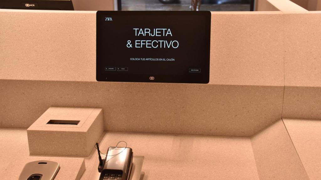 Una de las cajas del nuevo Zara