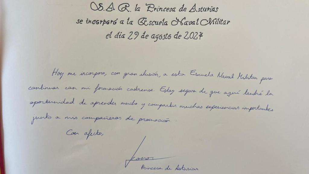Texto de la Princesa de Asturias en el libro de honor de la Escuela Naval de Marín.