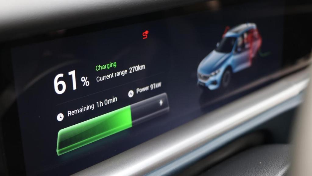 El Voyah Free carga a un máximo de entre 91 y 94 kW.