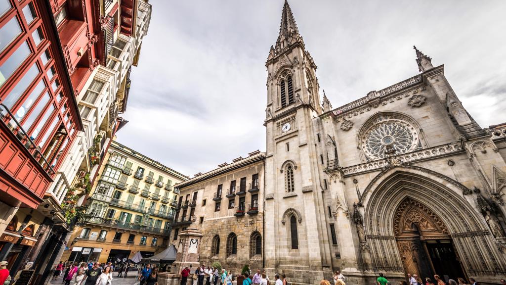 La catedral de Santiago en Bilbao, en los primeros pasos de la ruta