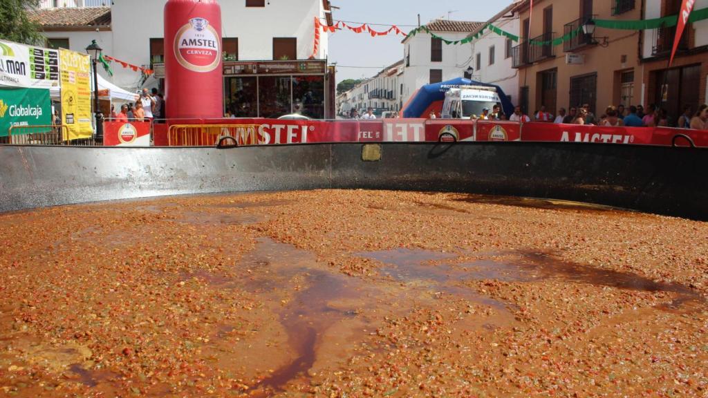 Pisto más grande del mundo en Villanueva de los Infantes (Ciudad Real). Foto: Turinfa CM.