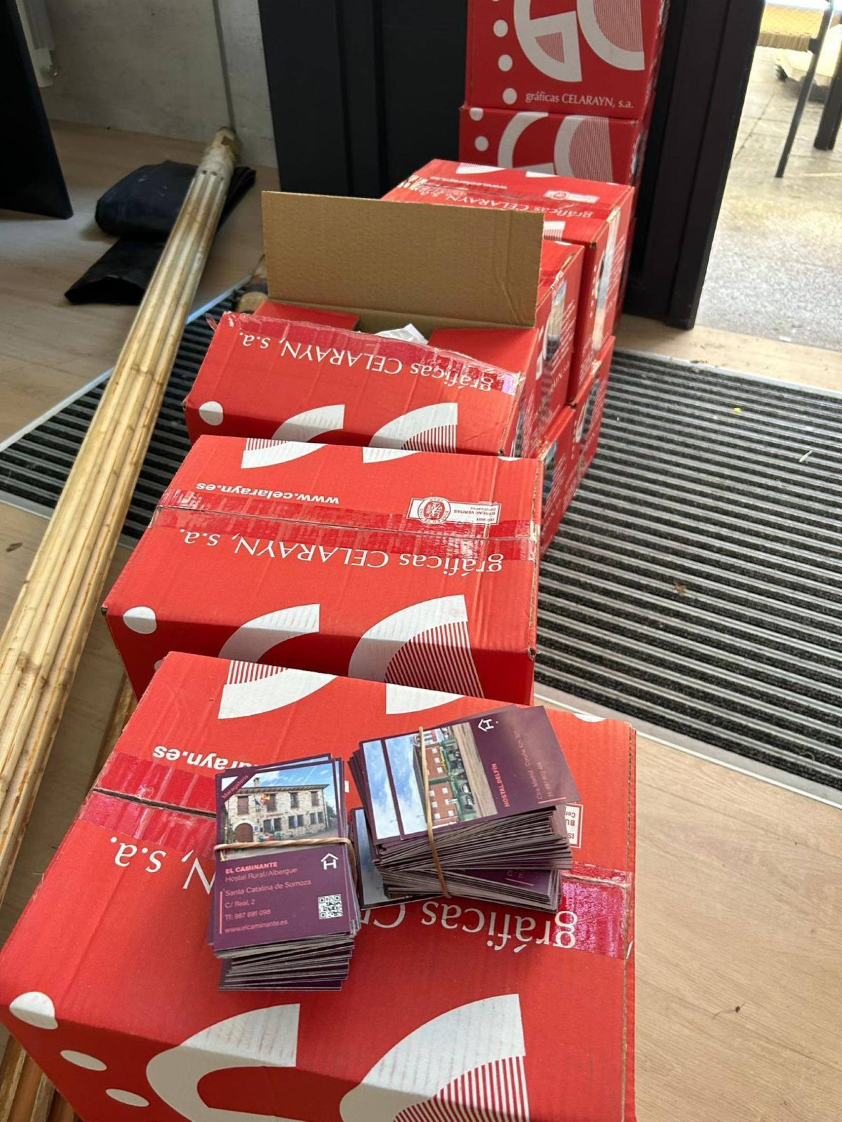 Tarjetas de promoción turística encontradas en Astorga