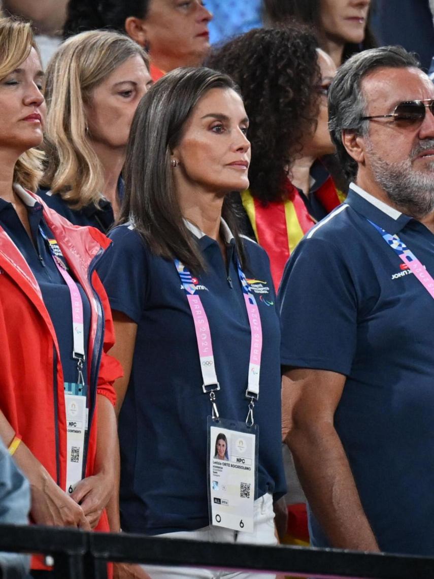 La Reina, en las gradas del partido.