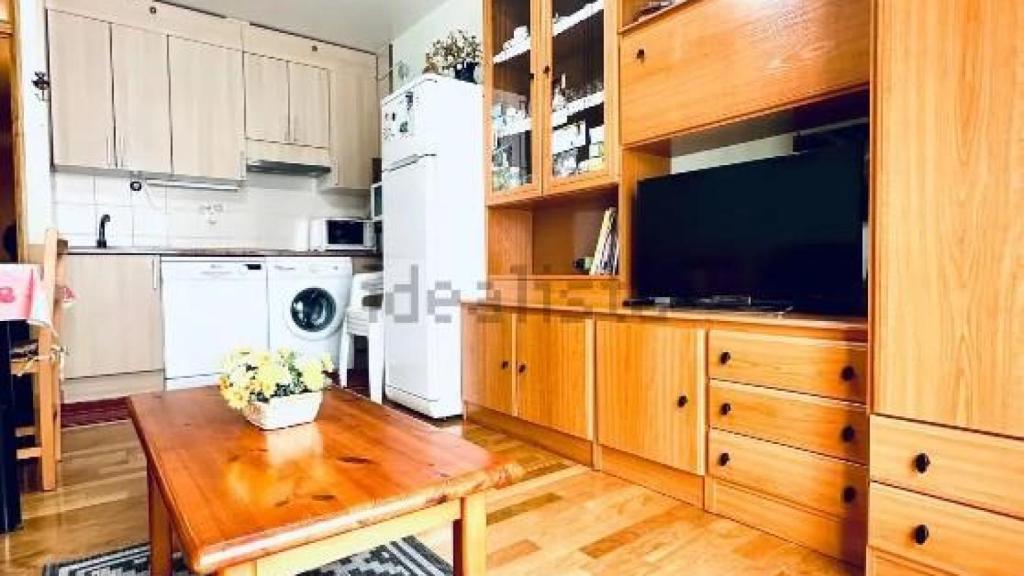 Piso en venta en avenida de Francia por 83.000 euros.