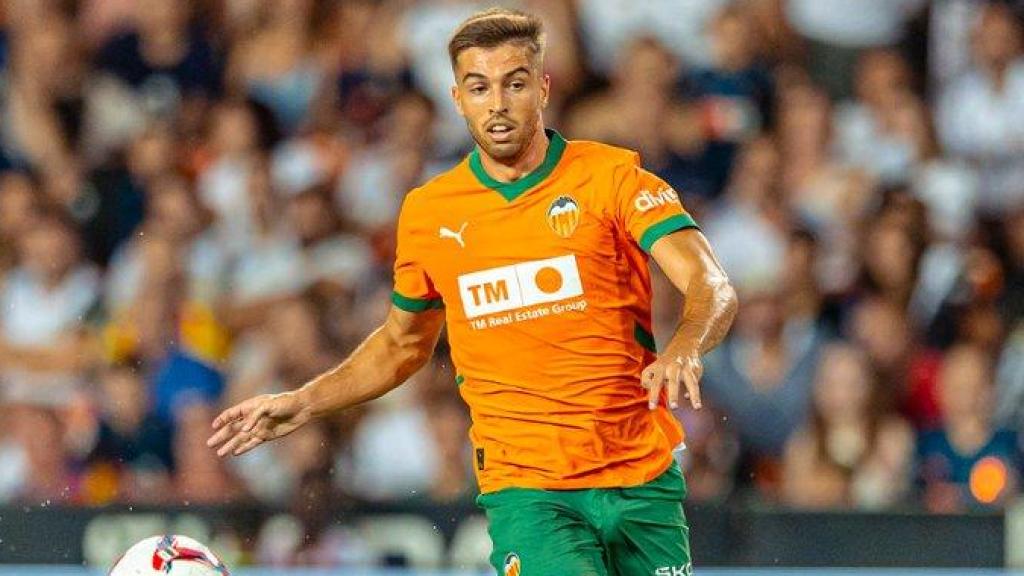 Alberto Marí ya es zaragocista: el delantero llega al Real Zaragoza cedido por el Valencia