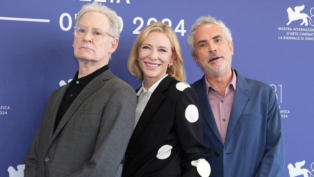 Cate Blanchett y Alfonso Cuarón en el Festival de Venecia presentando la serie 'Observada'. Gian Mattia D\'alberto / LaPresse /Foto: