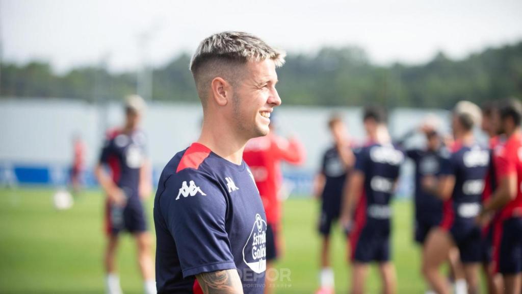 Rubén López durante un entrenamiento con el Deportivo.