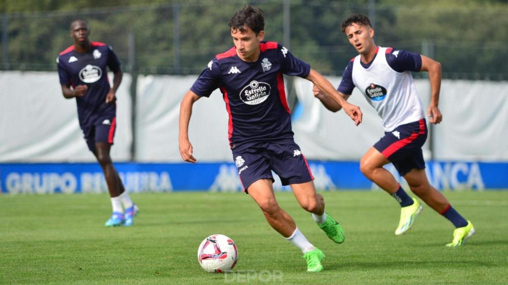 Luis Chacón cambia el Deportivo por la Cultural Leonesa.