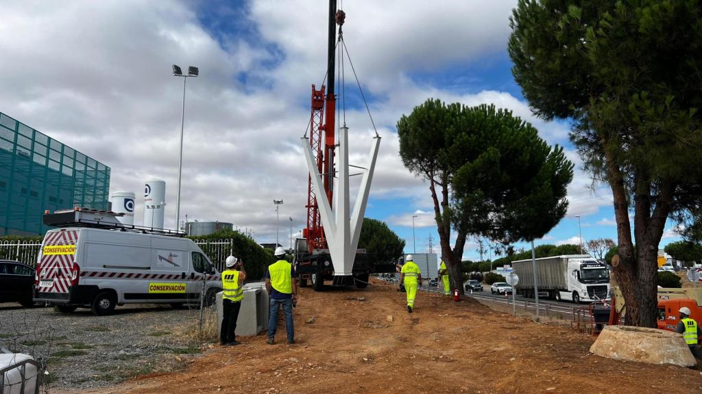Montaje de la pasarela de Carbajosa