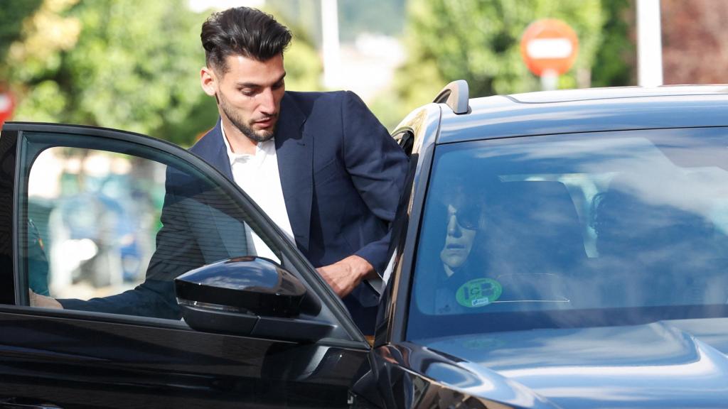 Rafa Mir abandonando el Juzgado de Llíria (Valencia).