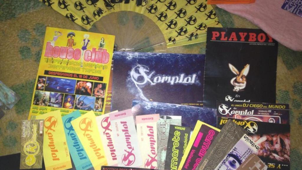 Material de la Komplot