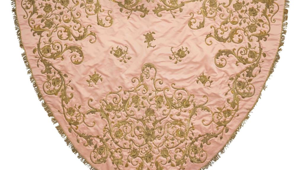 Vestiduras de la Virgen de Peñarroya.