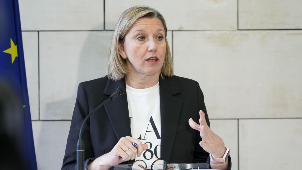 La vicepresidenta y consejera de Familia e Igualdad de Oportunidades de la Junta, Isabel Blanco, durante su visita al local que albergará el 'Centro de Crisis de Atención a Víctimas de Violencias Sexuales', este viernes en Valladolid