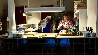 La nueva pizzería de unos panaderos que revoluciona la Little Italy madrileña: El éxito no es solo una buena masa