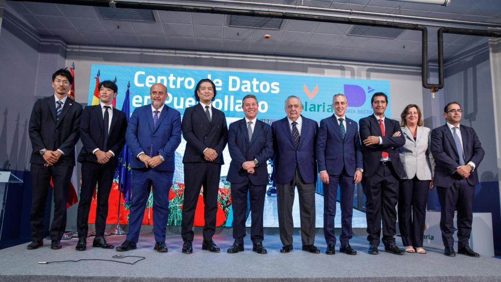 Foto de familia en la presentación del proyecto.