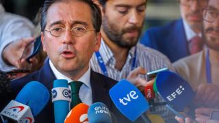 El ministro de Asuntos Exteriores, José Manuel Albares, este jueves en Bruselas.