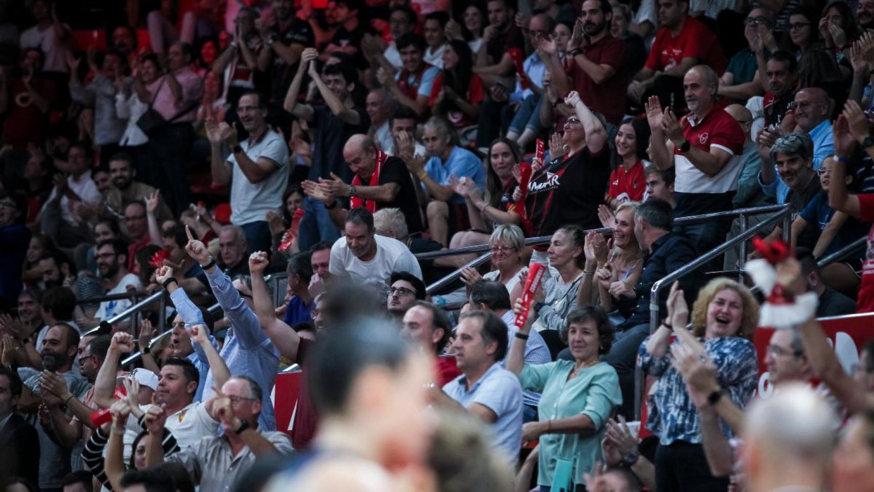 El homenaje a Vega Gimeno y el certificado para Euroliga: día grande en el Príncipe Felipe para Casademont Zaragoza