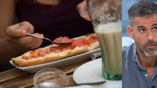 A la izquierda, un desayuno típico en España. A la derecha, el experto Pablo Ojeda
