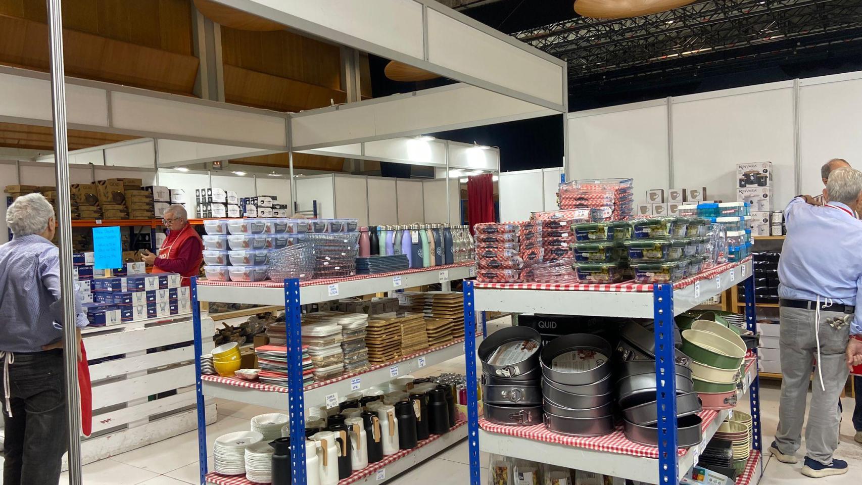 En el Rastrillo Aragón se pueden encontrar diversidad de artículos.