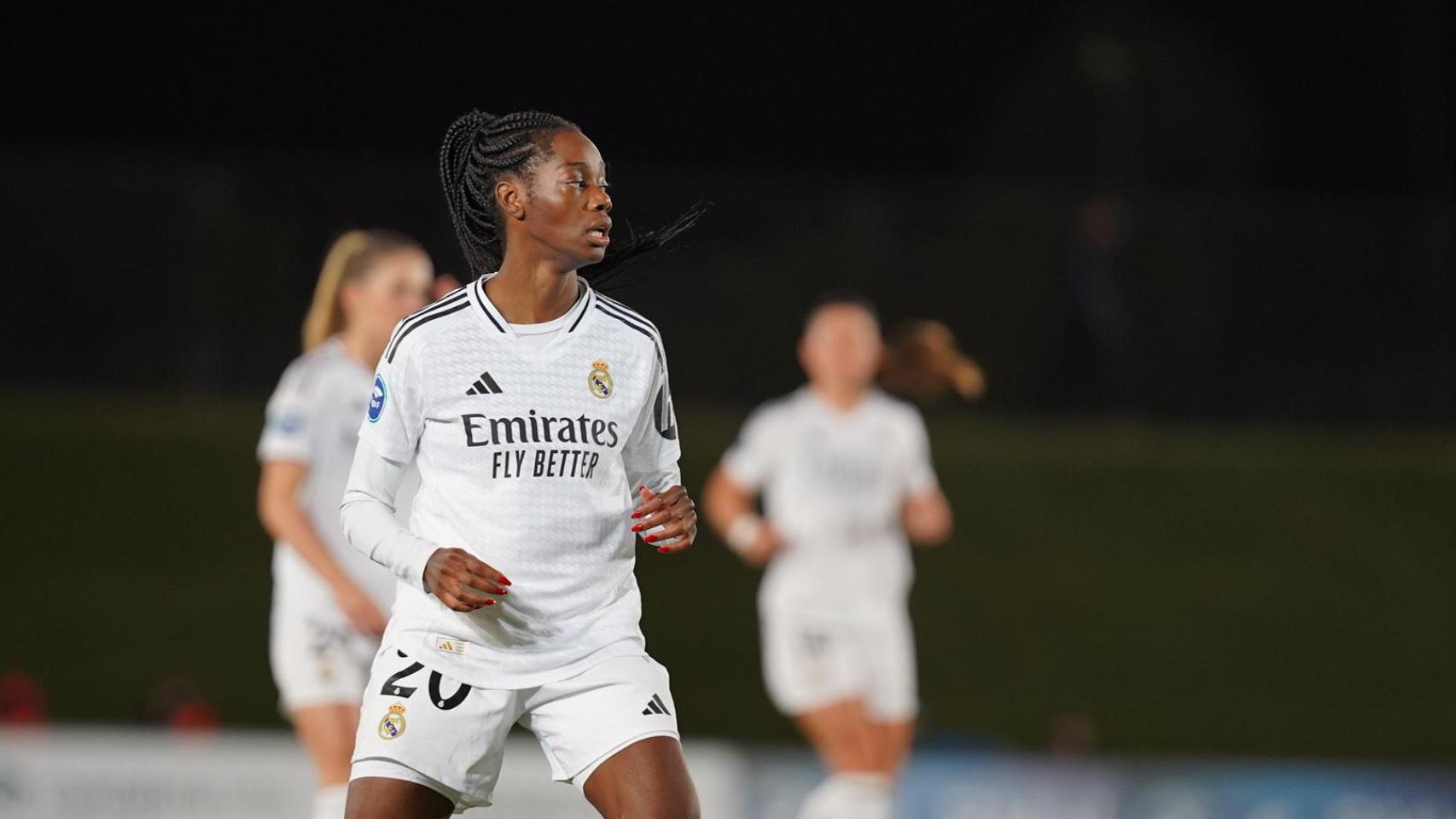 Jugadoras del Real Madrid en un partido de la Liga F.