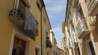 Una de las calles de Biar.