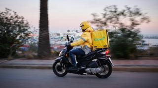 La Seguridad Social exige a Glovo 450 millones de euros en cotizaciones y multas