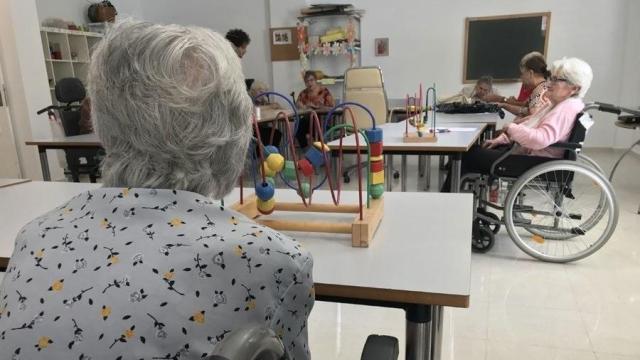 El riesgo de deterioro cognitivo aumenta con la edad. EP.