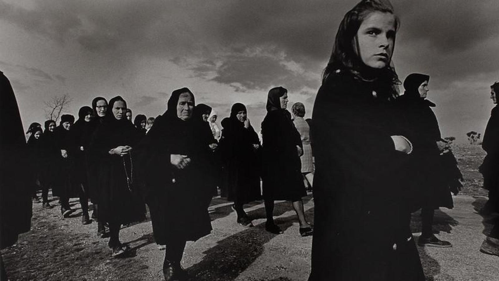 Rafael Sanz Lobato: 'Bercianos de Aliste, Viernes Santo', 1971. Foto: Museo Universidad de Navarra