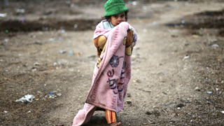 Una niña en la Franja.