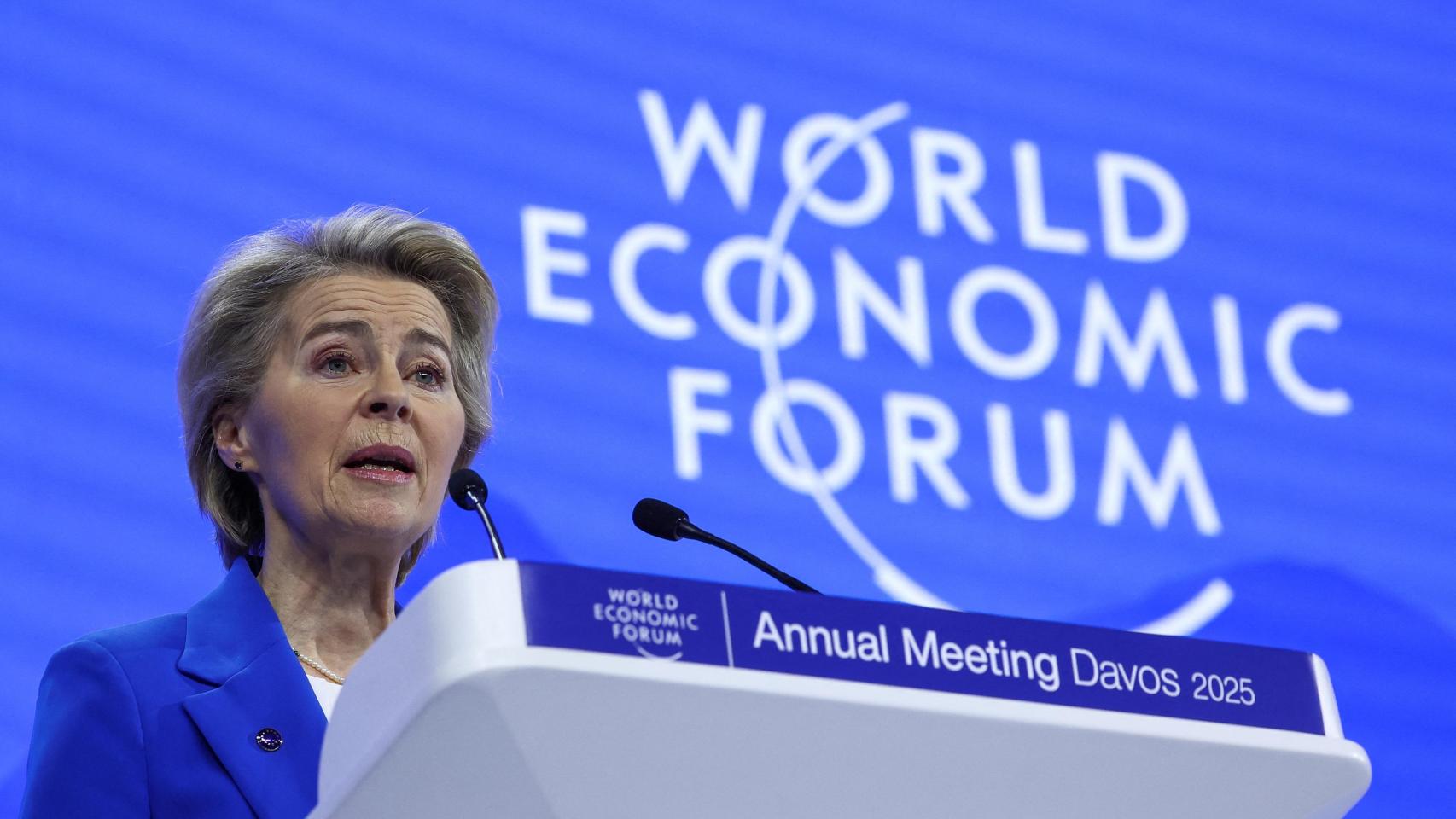 La presidenta de la Comisión, Ursula von der Leyen, durante su discurso de este martes en el foro de Davos