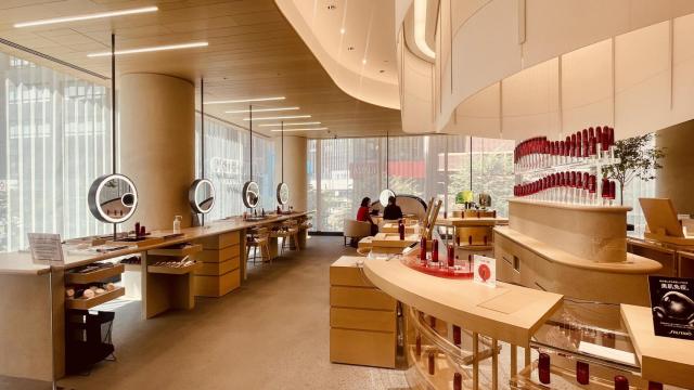 Vista del 'flagship' de Shiseido.