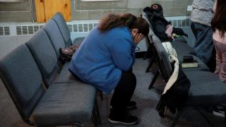Una inmigrante irlandesa es detenida por ICE por firmar un cheque sin fondos hace 10 años: "Si miras las noticias, no están diciendo la verdad"