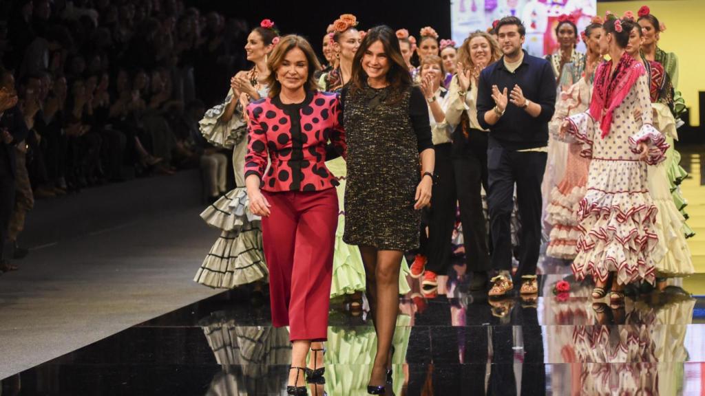 Lourdes Montes triunfa en la pasarela.