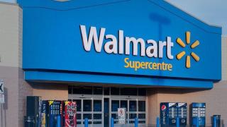 El moderno ventilador portátil de neblina que está siendo un éxito en Houston y que Walmart oferta por 140 dólares